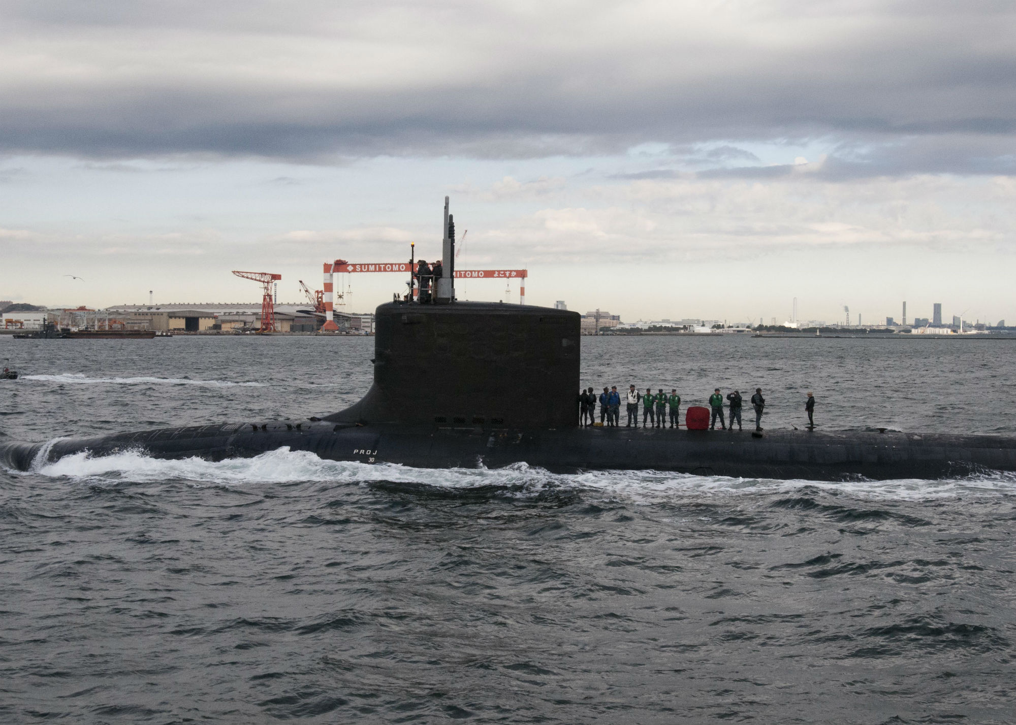 USS Texas (SSN 775) transits Tokyo Bay